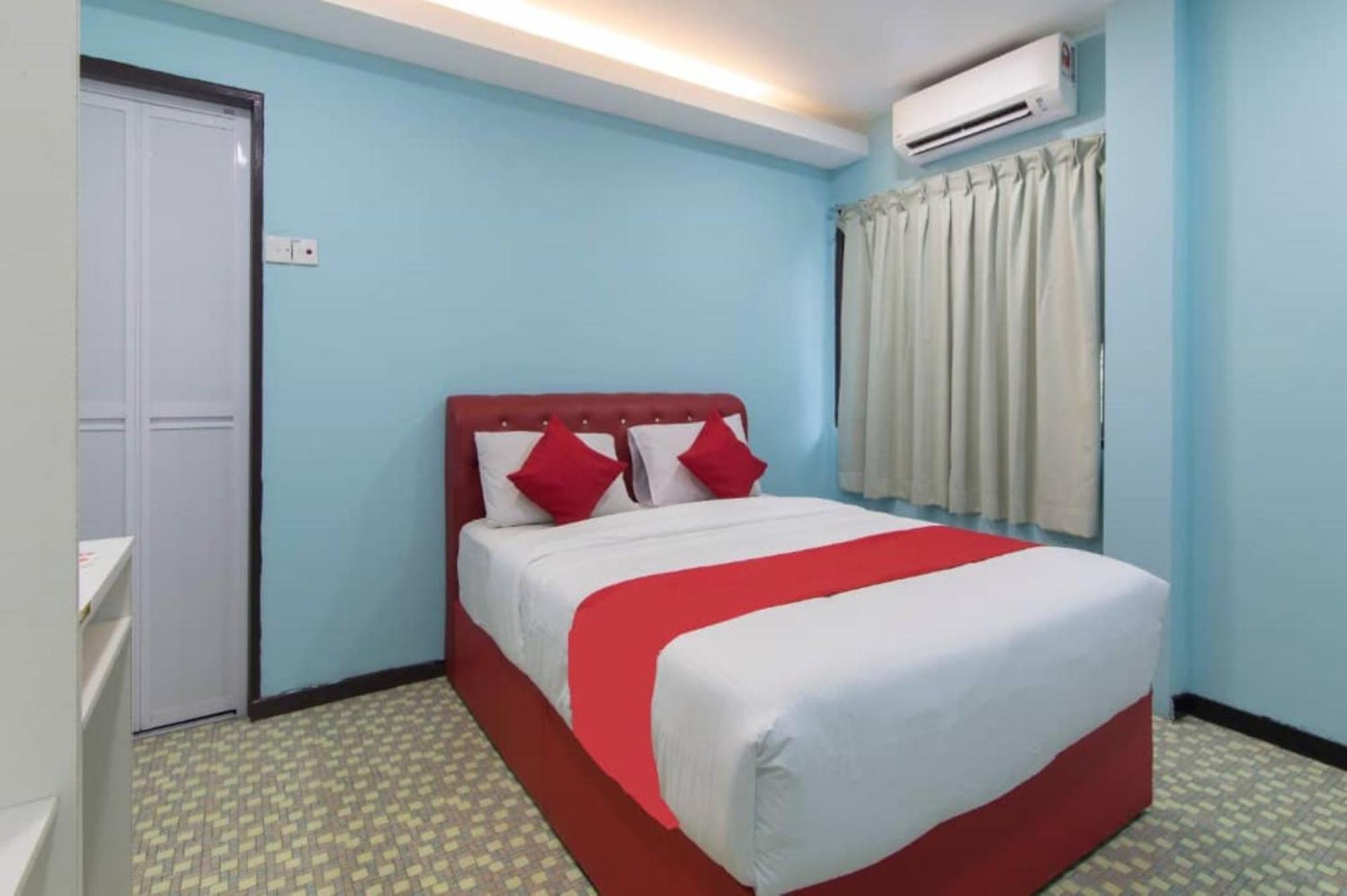 Star Hotel Петалинг Джая Екстериор снимка